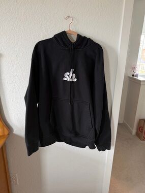 Nike SB Black Hoodie with White logo. Very thick and heavy